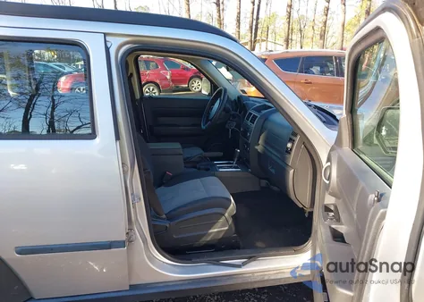 2008 Dodge Nitro Sxt z USA, uszkodzony, nr VIN 1D8GU28K58W189789